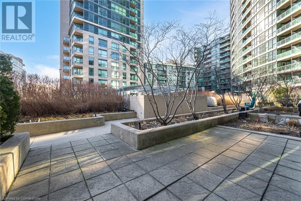 231 FORT YORK Boulevard Unit# 122 Image 22