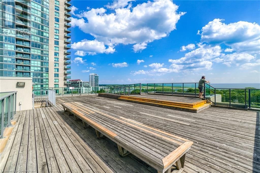 231 FORT YORK Boulevard Unit# 122 Image 32