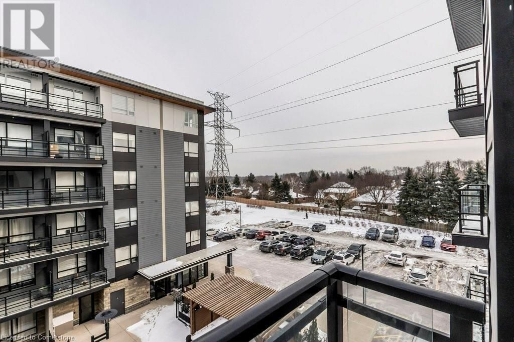 243 NORTHFIELD DRIVE EAST Drive E Unit#  Image 21