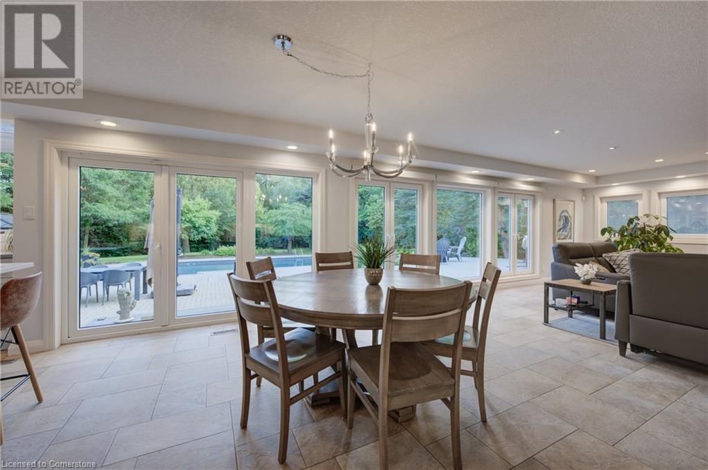587 MANORWOOD COURT Image 16