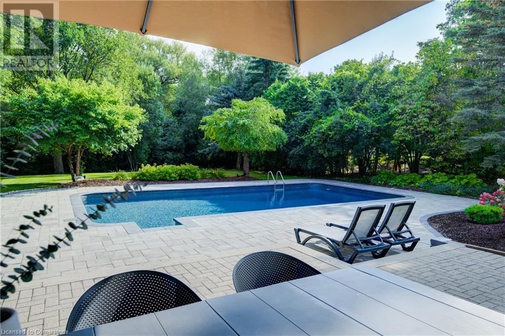 587 MANORWOOD COURT Image 40