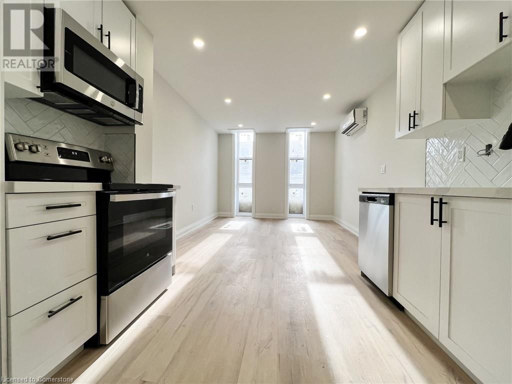 12 - 588 BARTON STREET EAST Image 3