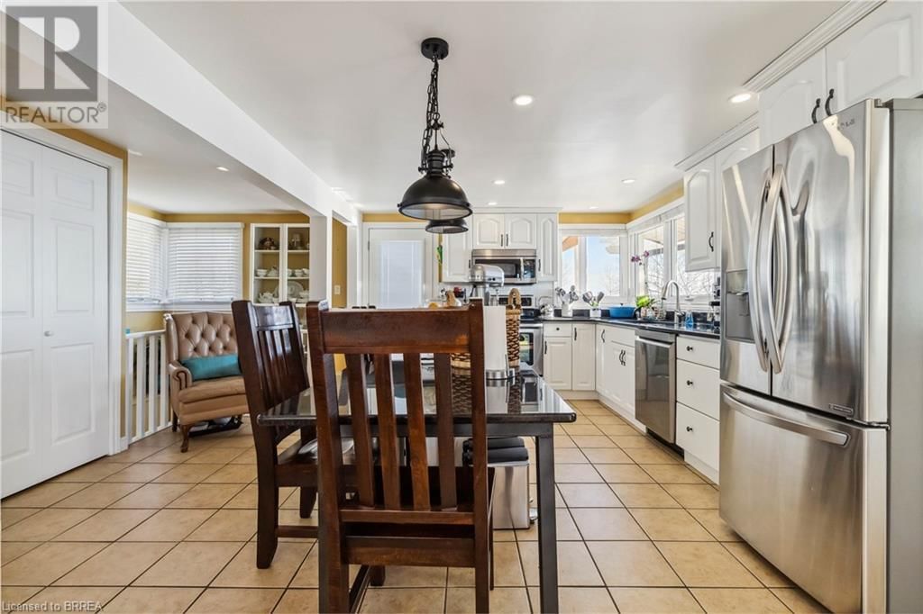 1238 LAKESHORE ROAD Image 16
