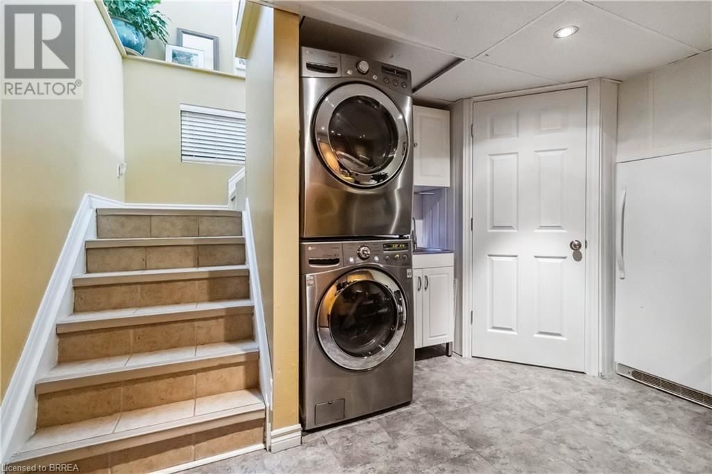 1238 LAKESHORE ROAD Image 30