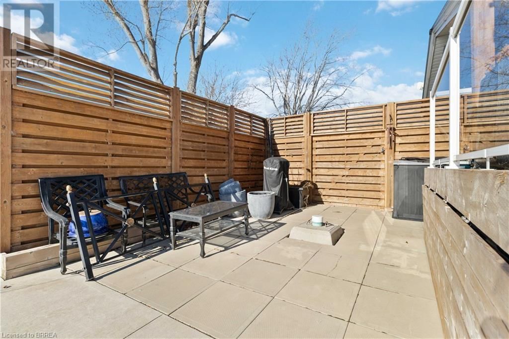 1238 LAKESHORE ROAD Image 43