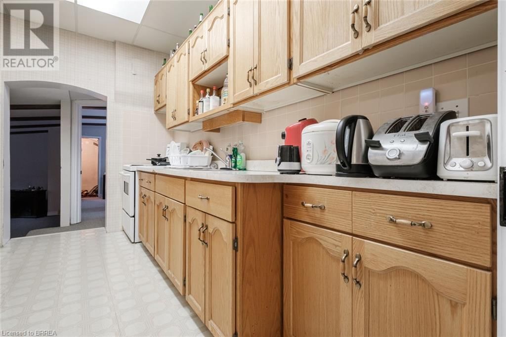 220 DALHOUSIE STREET Image 23