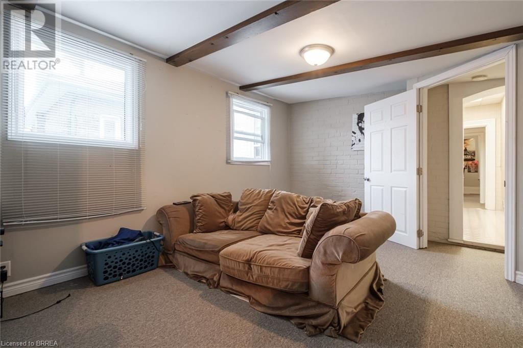 220 DALHOUSIE STREET Image 26
