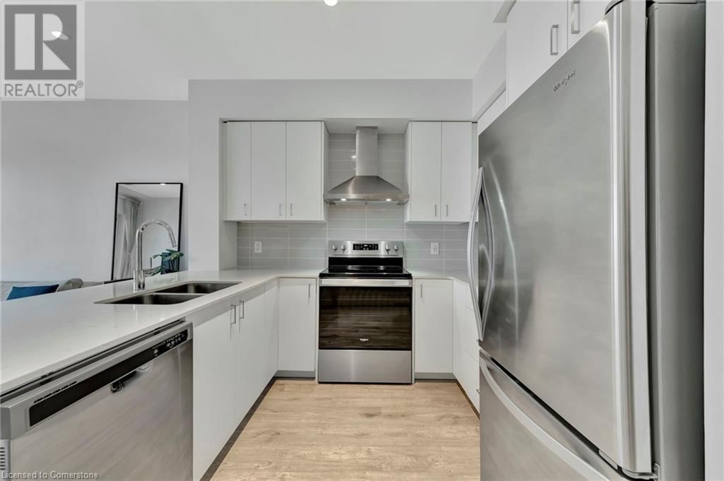 50 GRAND AVENUE S Unit# 906 Image 3