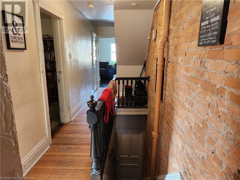 25 GLADSTONE AVENUE Image 11