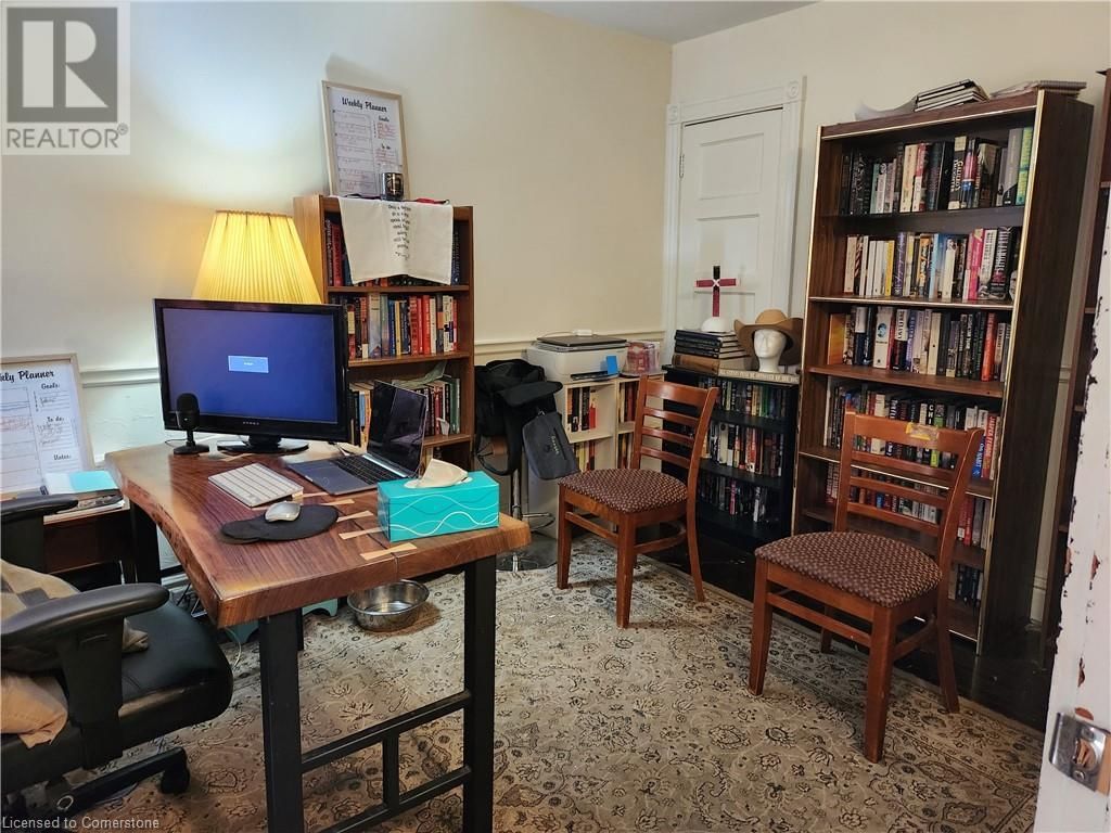 25 GLADSTONE AVENUE Image 12