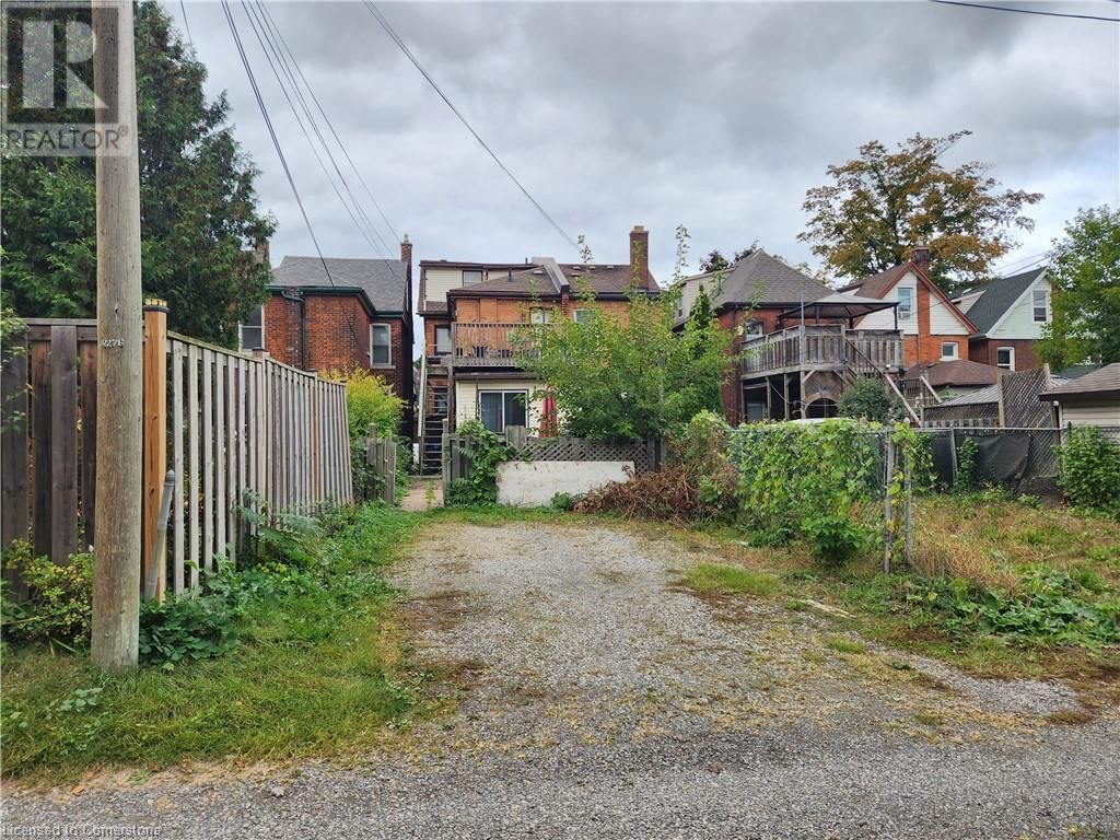 25 GLADSTONE AVENUE Image 26