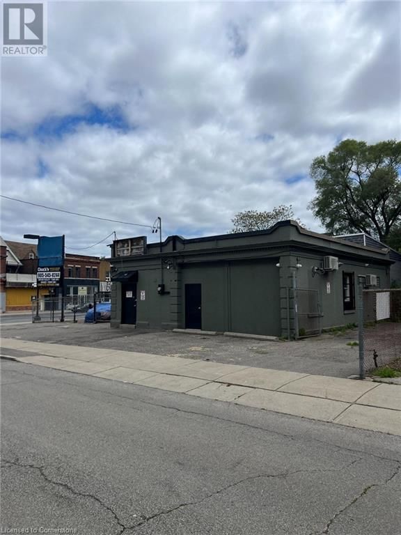 804 KING STREET EAST Image 34