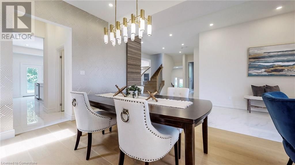 382 SOUTHCOTE ROAD Image 11