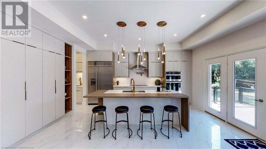 382 SOUTHCOTE ROAD Image 16
