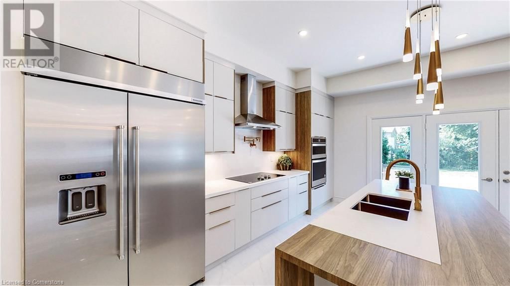 382 SOUTHCOTE ROAD Image 21