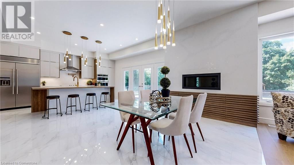 382 SOUTHCOTE ROAD Image 27