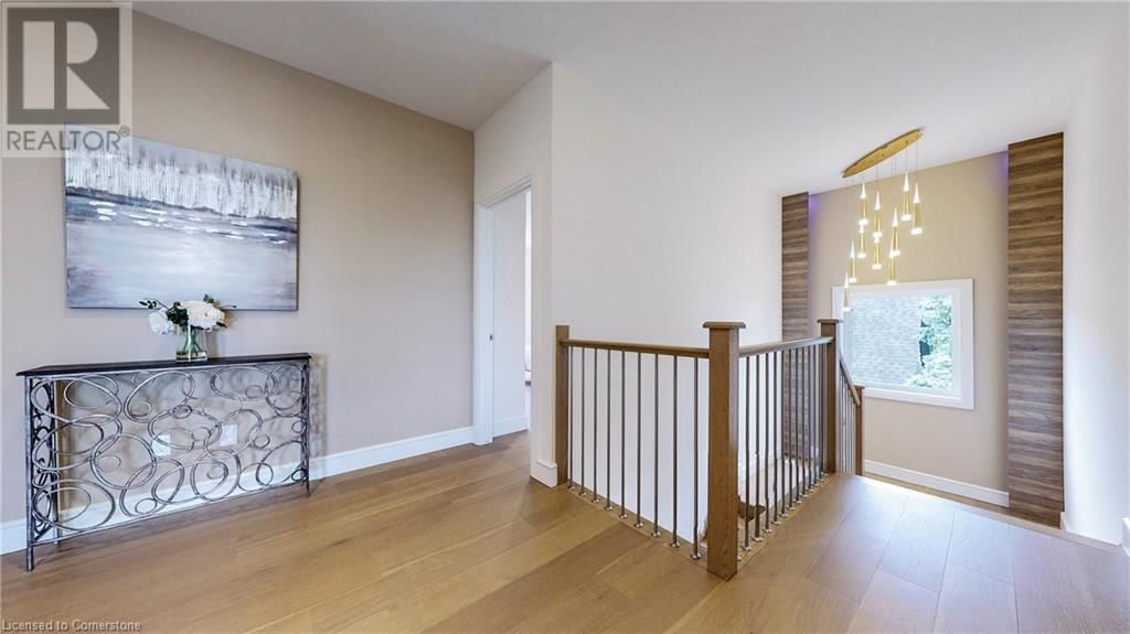 382 SOUTHCOTE ROAD Image 32