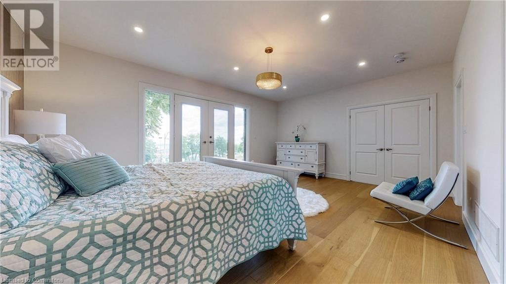 382 SOUTHCOTE ROAD Image 38