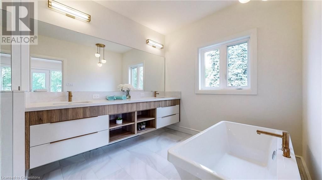 382 SOUTHCOTE ROAD Image 39
