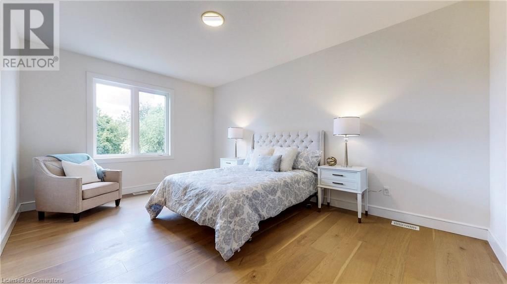 382 SOUTHCOTE ROAD Image 43
