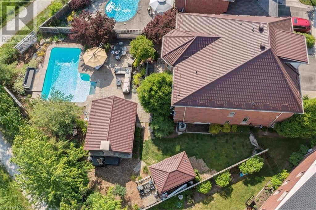 320 WRIGGLESWORTH CRESCENT Image 1