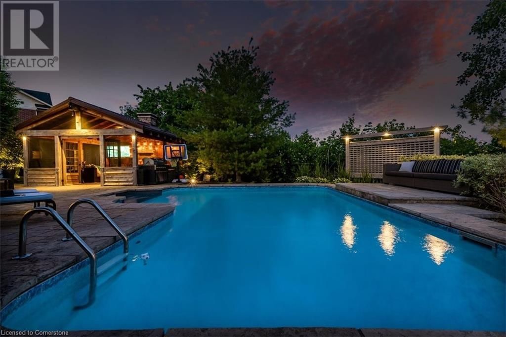320 WRIGGLESWORTH CRESCENT Image 2