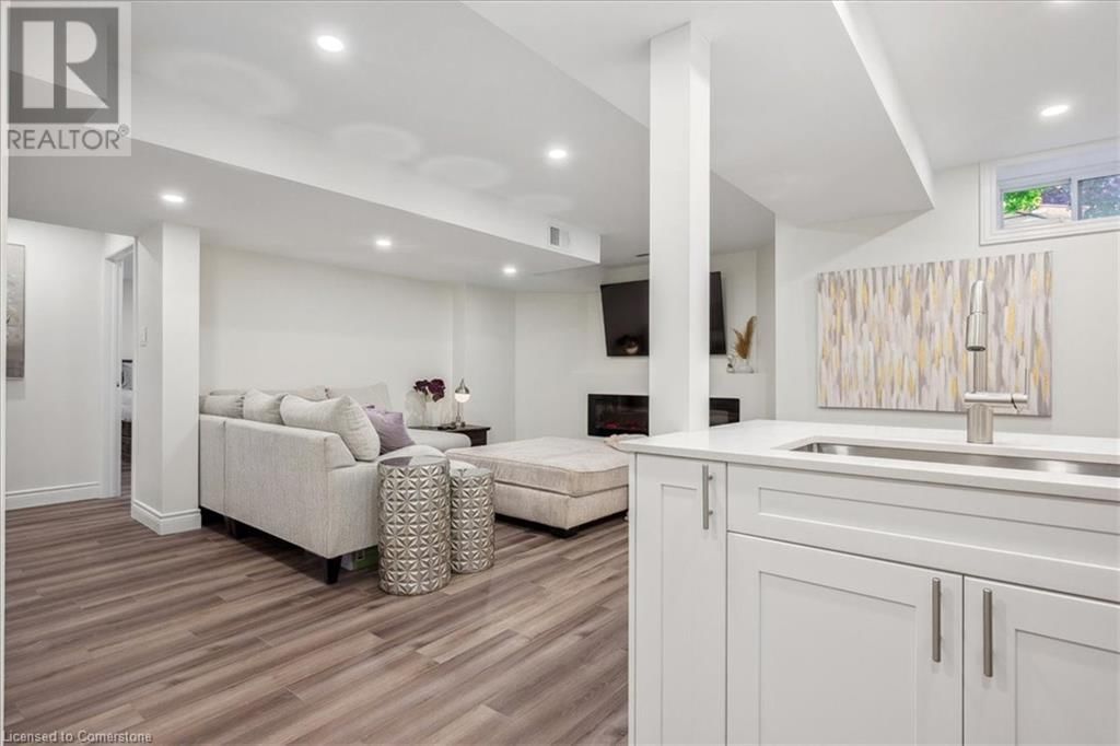 320 WRIGGLESWORTH CRESCENT Image 33