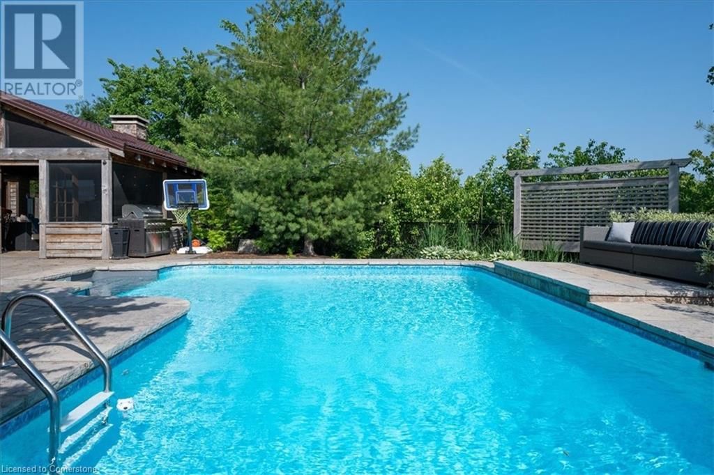 320 WRIGGLESWORTH CRESCENT Image 39