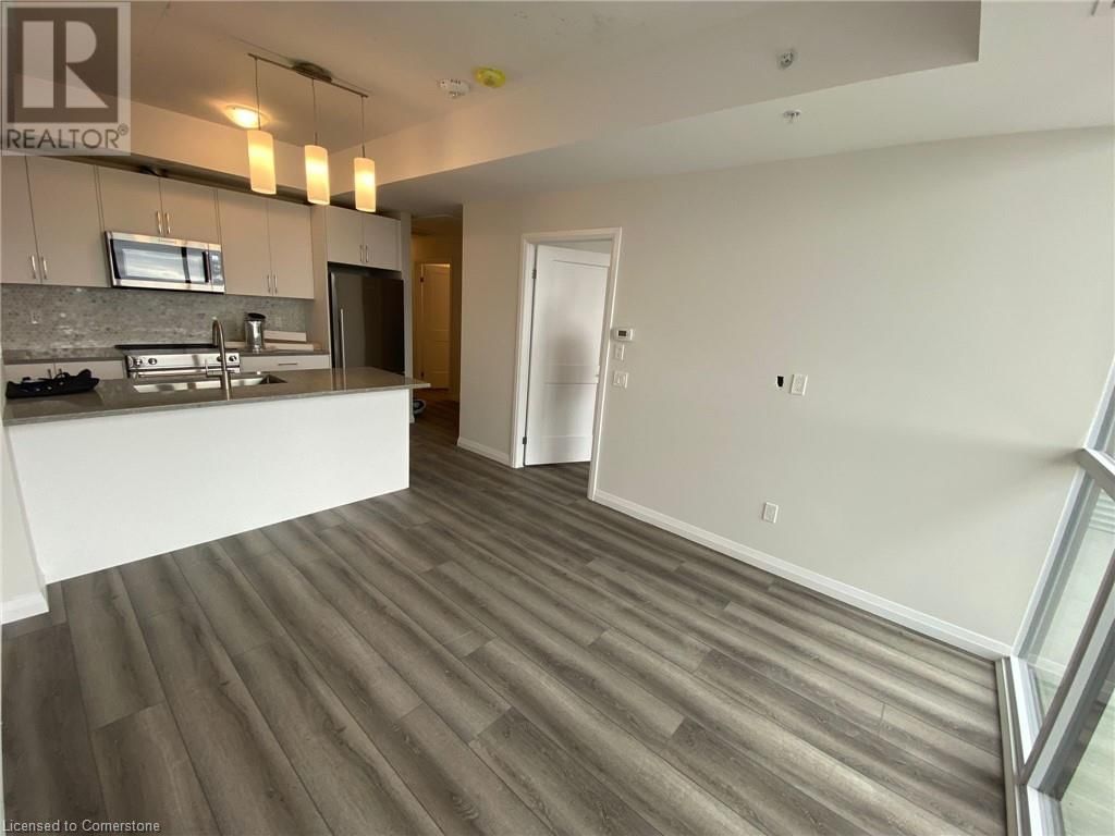 60 CHARLES Street W Unit# 2206 Image 2