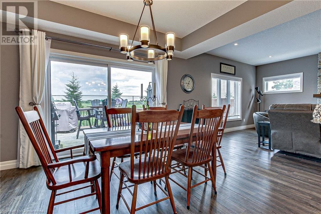 587 HAWTHORNE PLACE Image 12