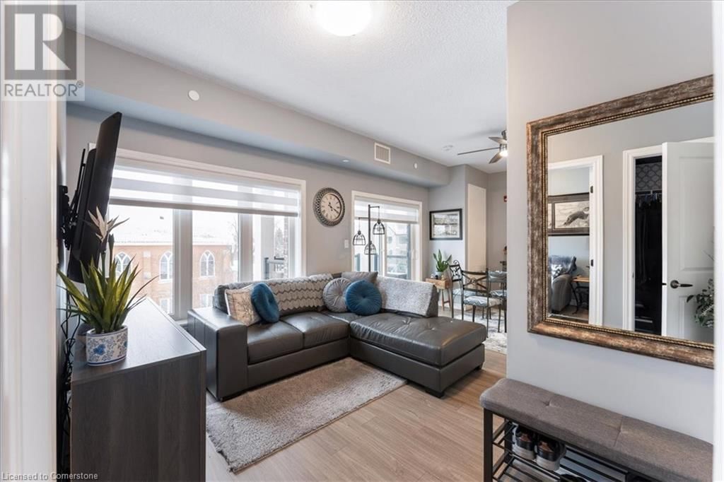 307 - 2605 BINBROOK ROAD Image 6