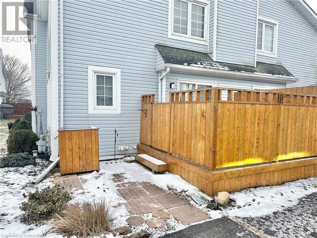 48 - 14 NEW LAKESHORE ROAD Image 35