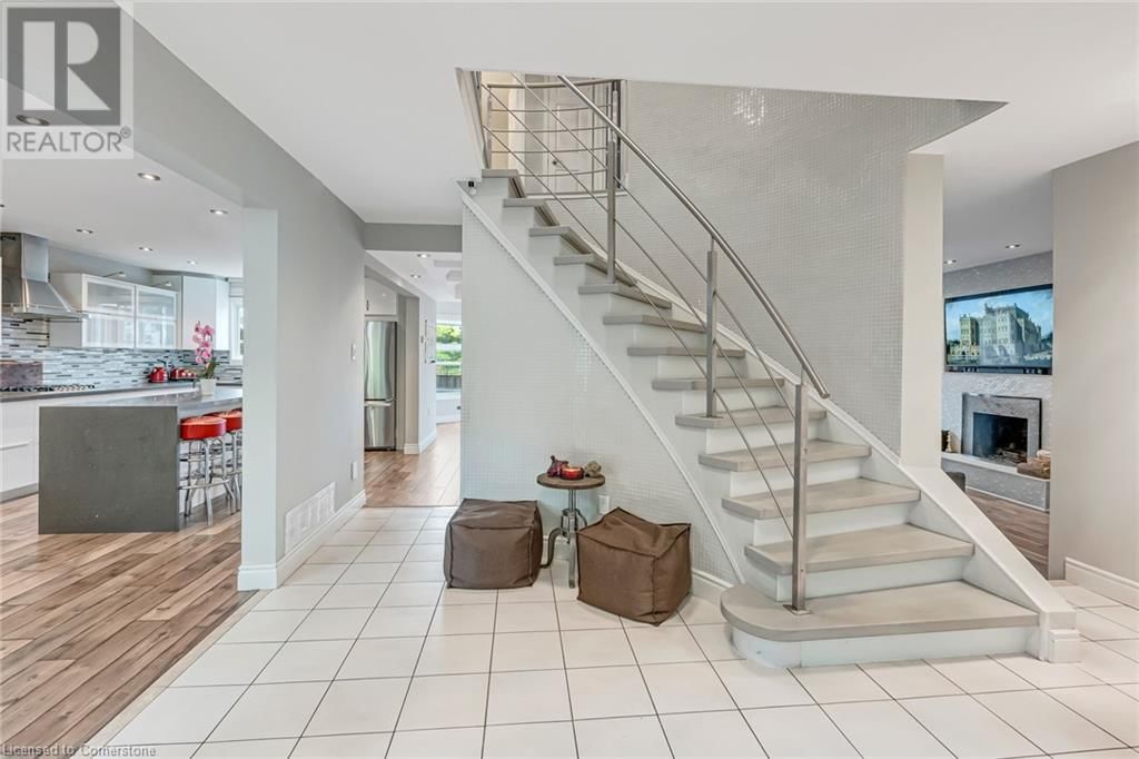2218 VISTA DRIVE Image 4