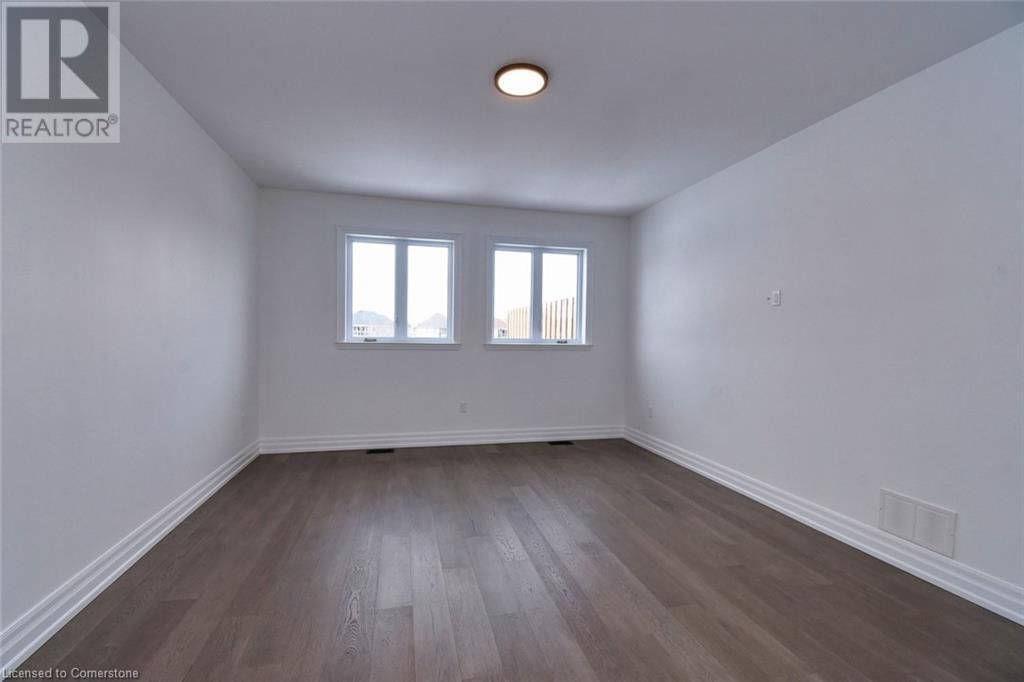 21 HEATH STREET Image 12