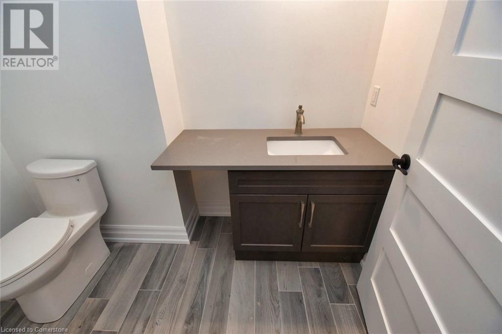 21 HEATH STREET Image 21