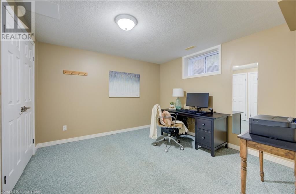 4 - 460 WATERLOO STREET Image 25