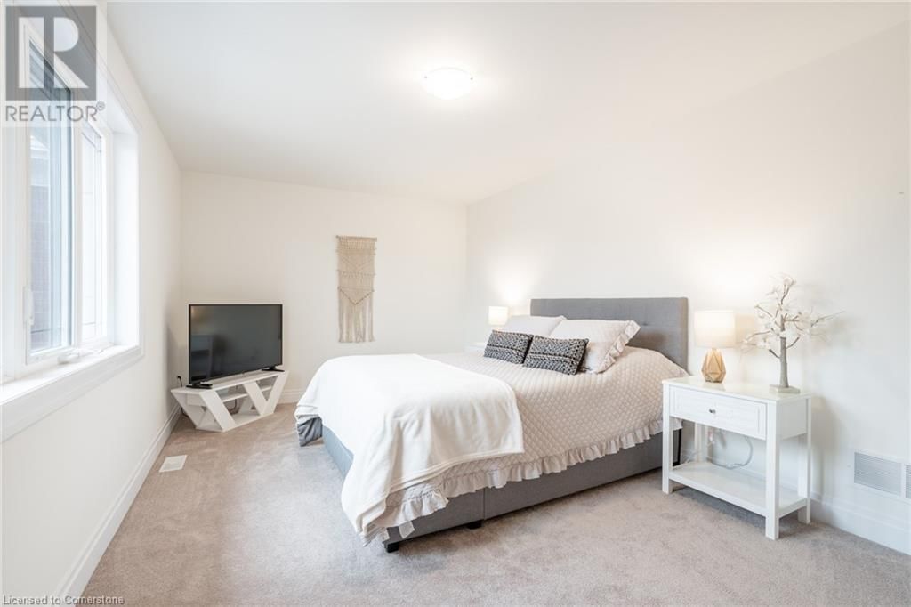 45 GREAT FALLS BOULEVARD Image 33