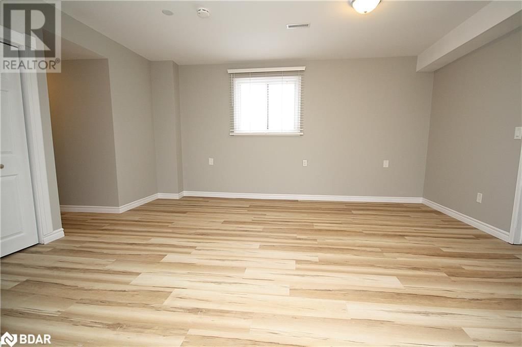 36 PORRITT STREET Image 13