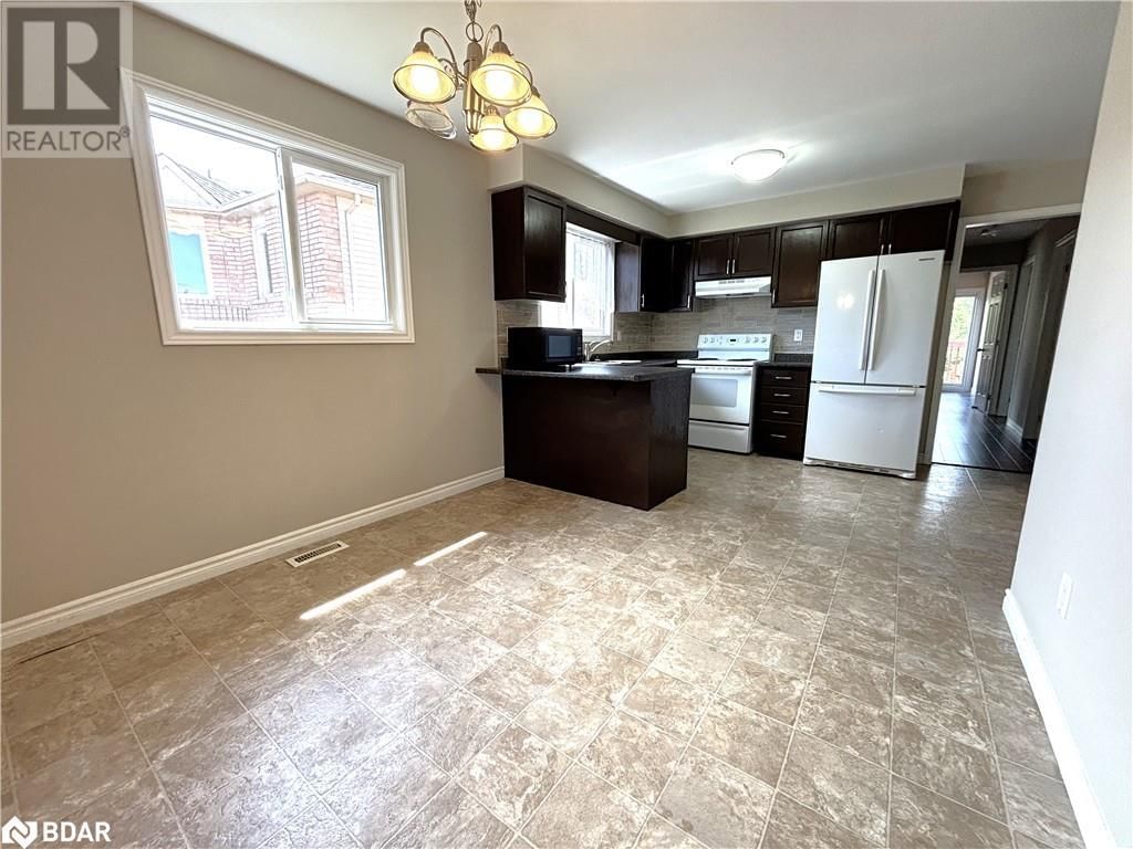 36 PORRITT STREET Image 6