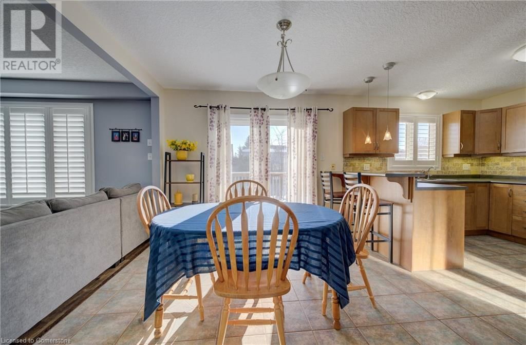 37 GREY OAK DRIVE Image 10