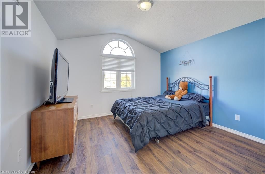 37 GREY OAK DRIVE Image 22