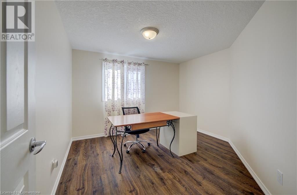 37 GREY OAK DRIVE Image 26