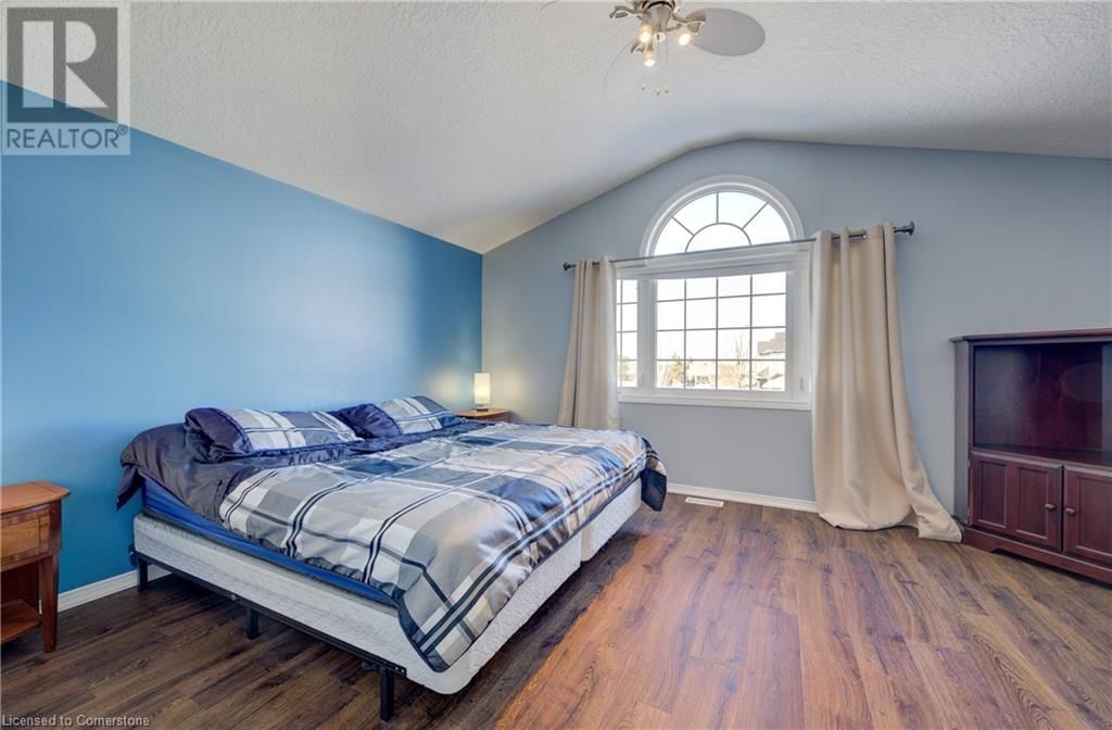 37 GREY OAK DRIVE Image 31