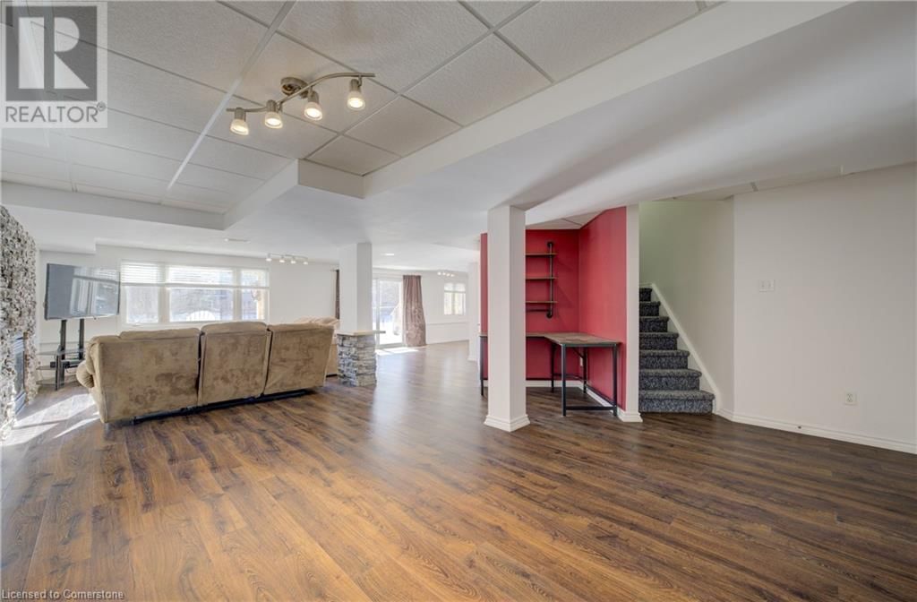 37 GREY OAK DRIVE Image 35
