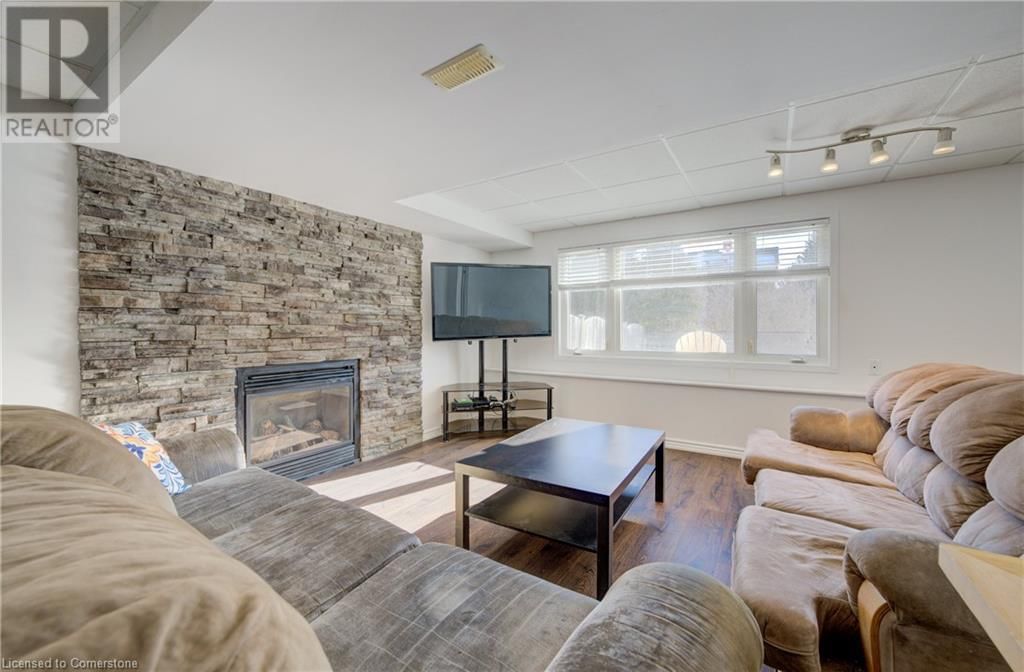 37 GREY OAK DRIVE Image 36
