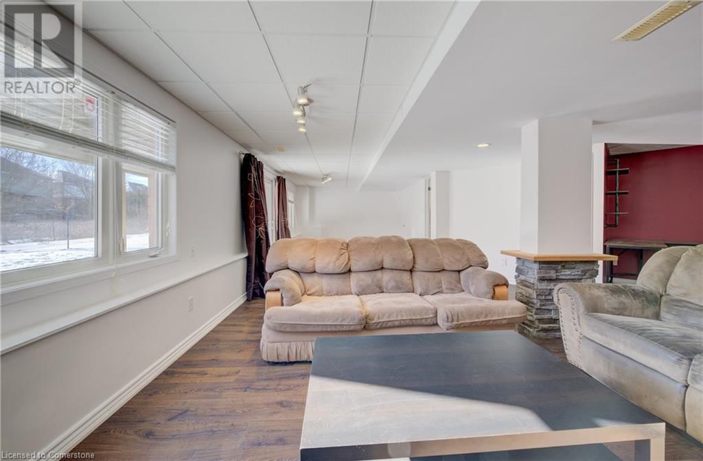 37 GREY OAK DRIVE Image 39