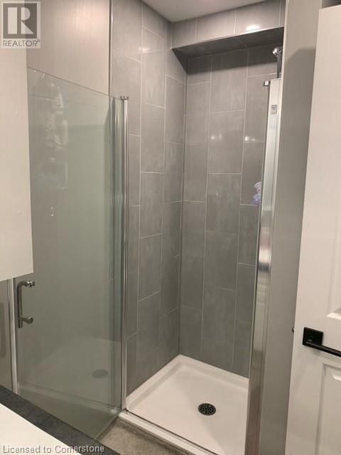 6 HOWARD STREET Image 10