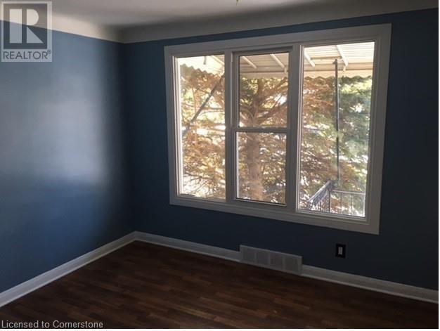 68 QUEEN STREET SOUTH Image 12