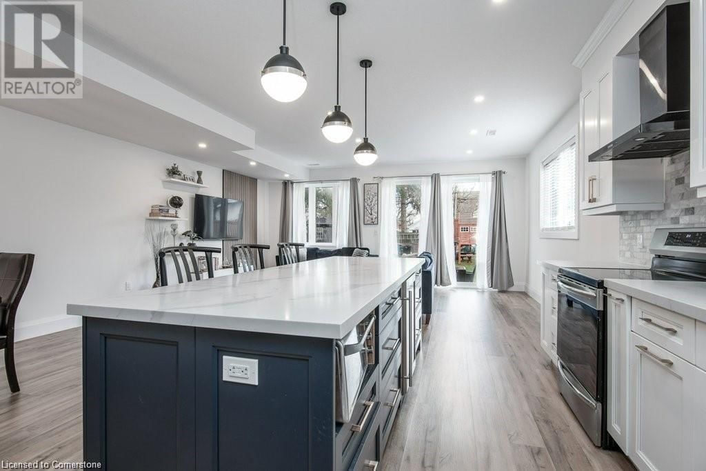 81 FIFTH AVENUE Image 16