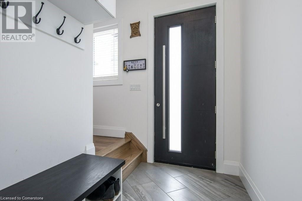 81 FIFTH AVENUE Image 3